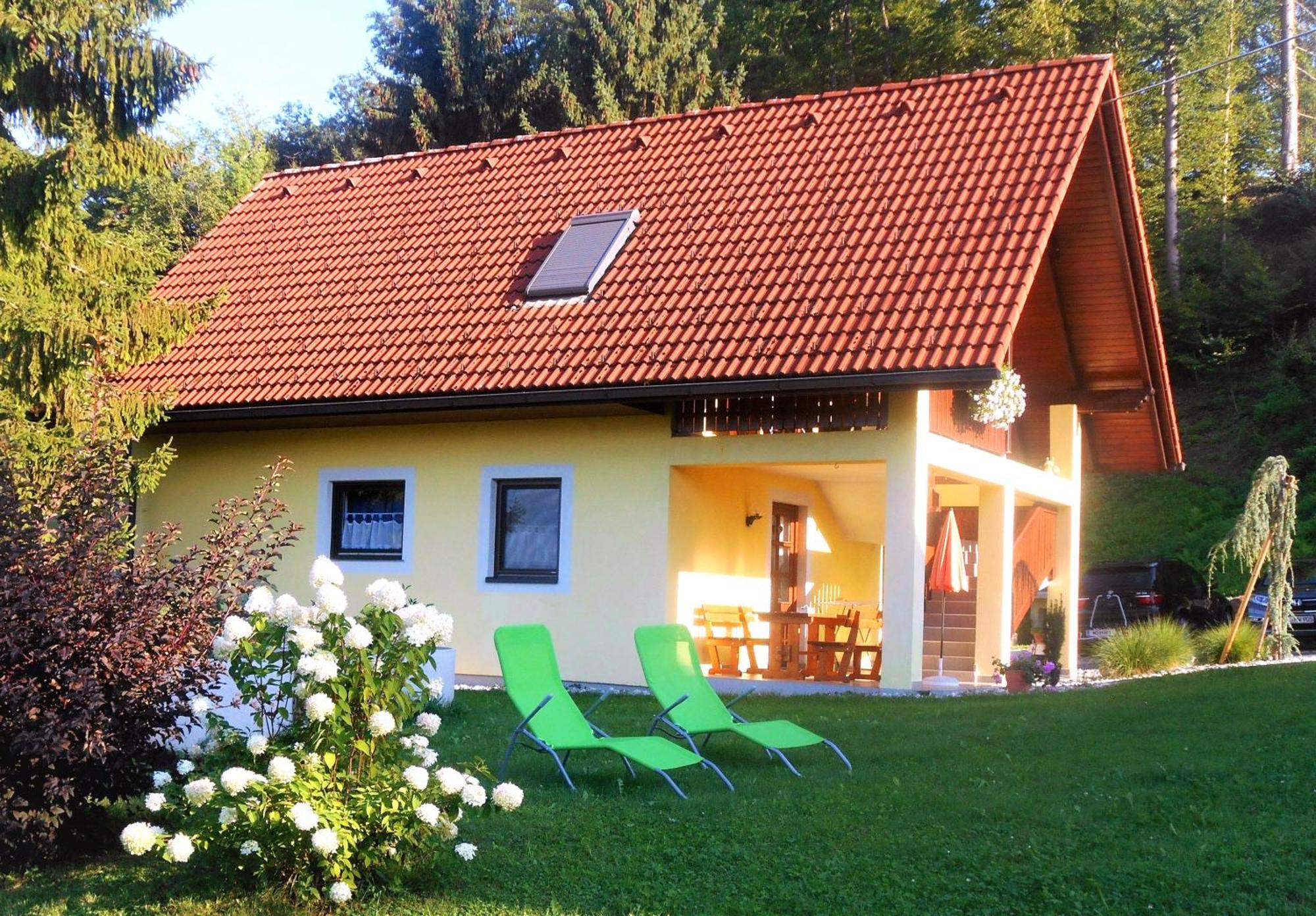 Ferienwohnungen Karin Am Seggauberg Leibnitz Ruang foto