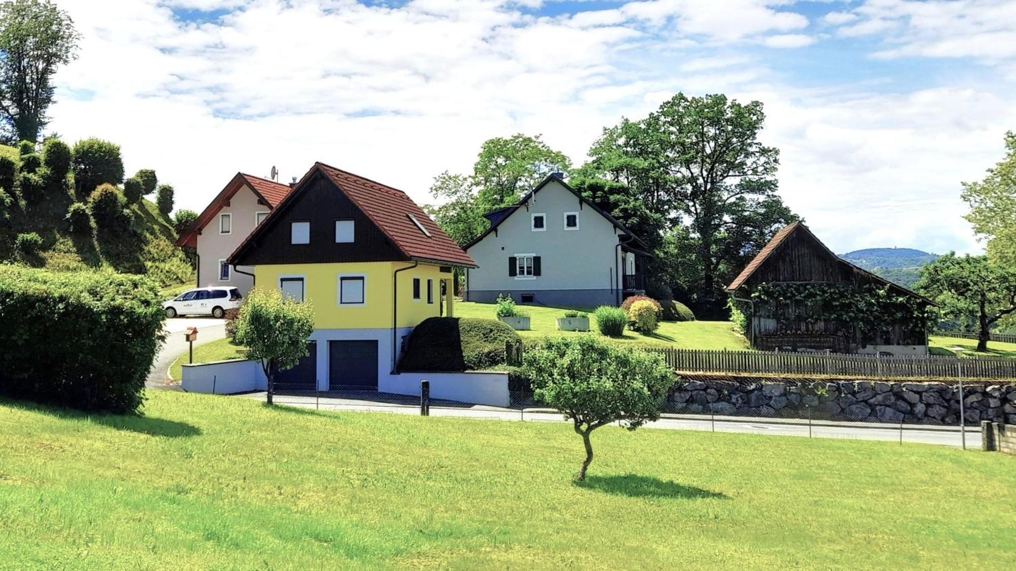 Ferienwohnungen Karin Am Seggauberg Leibnitz Bagian luar foto